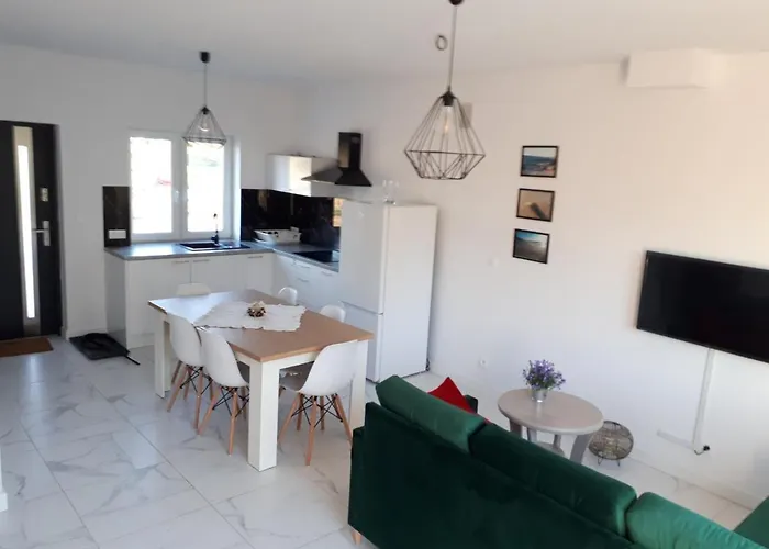 Lawendowy Zaułek Apartament Debina (Ustka)